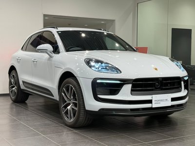 PORSCHE MACAN - 5