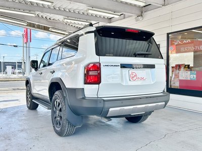 TOYOTA LAND CRUISER 250 - 8