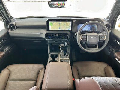 TOYOTA LAND CRUISER 250 - 9