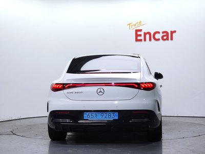 MERCEDES-BENZ EQE - 4