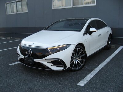 MERCEDES-BENZ EQS - 9