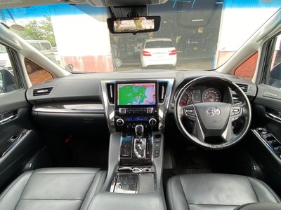 2019 Toyota ALPHARD 照片 9