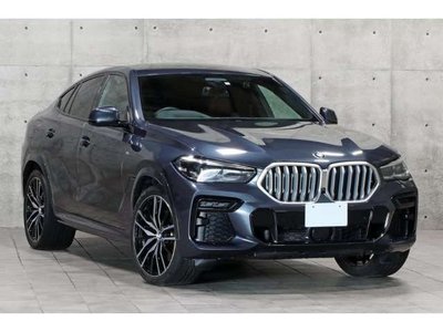 2021 BMW BMW X6 — фото 4
