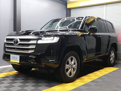 TOYOTA LAND CRUISER 300 - 8