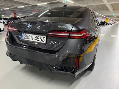 BMW 5 SERIES - 5