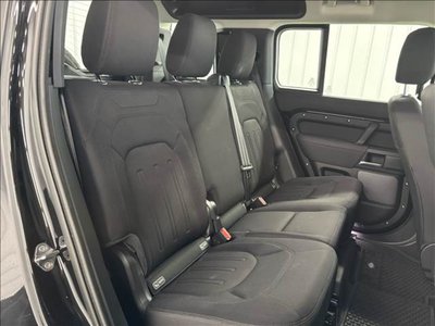 LAND ROVER DEFENDER - 8