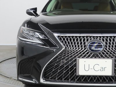 LEXUS LS - 8