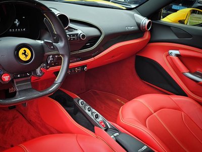 2021 FERRARI F8 TRIBUTO — миниатюра 18