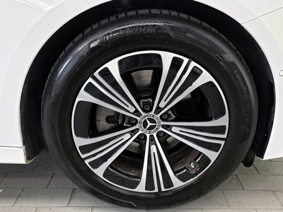 MERCEDES-BENZ E-CLASS - 8