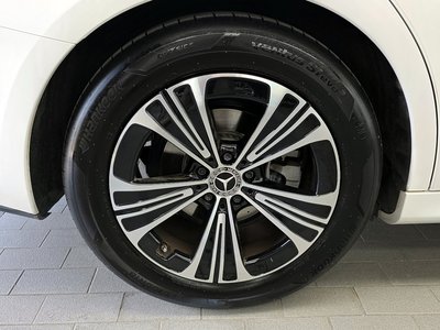 MERCEDES-BENZ E-CLASS - 6