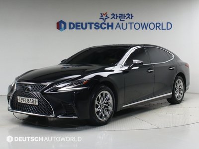 صورة 1 لـ 2020 Lexus LS