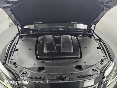 صورة 7 لـ 2020 Lexus LS