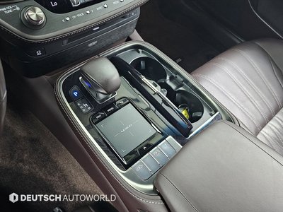 صورة 9 لـ 2020 Lexus LS