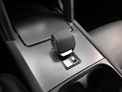 LAND ROVER DISCOVERY SPORT - 9