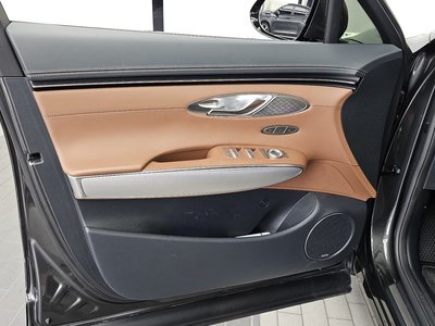 2024 Genesis GV70 — миниатюра 14