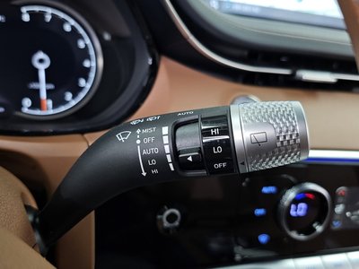 2024 Genesis GV70 — миниатюра 24