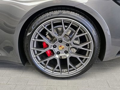 PORSCHE 911 - 8