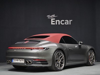 PORSCHE 911 - 4
