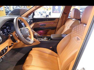 BENTLEY BENTAYGA - 10