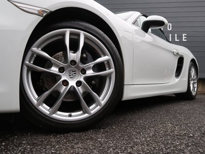 2016 Porsche BOXSTER photo 2