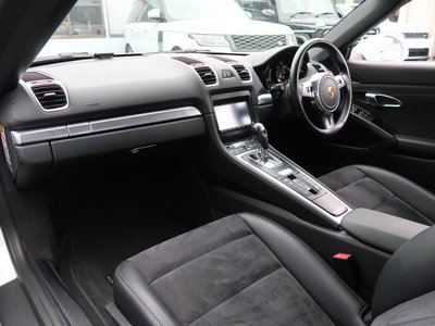 2016 Porsche BOXSTER photo 10