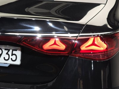 2025 Mercedes-BENZ E-CLASS 照片 10