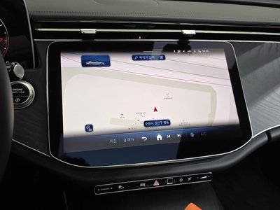 2025 Mercedes-BENZ E-CLASS — миниатюра 18