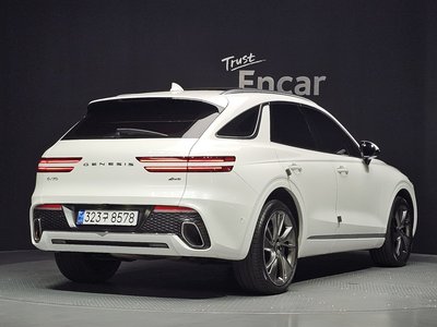 صورة 3 لـ 2023 Genesis GV70