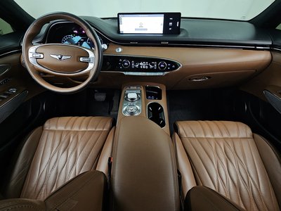 صورة 5 لـ 2023 Genesis GV70
