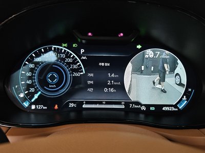 صورة مصغرة 11 لـ 2023 Genesis GV70