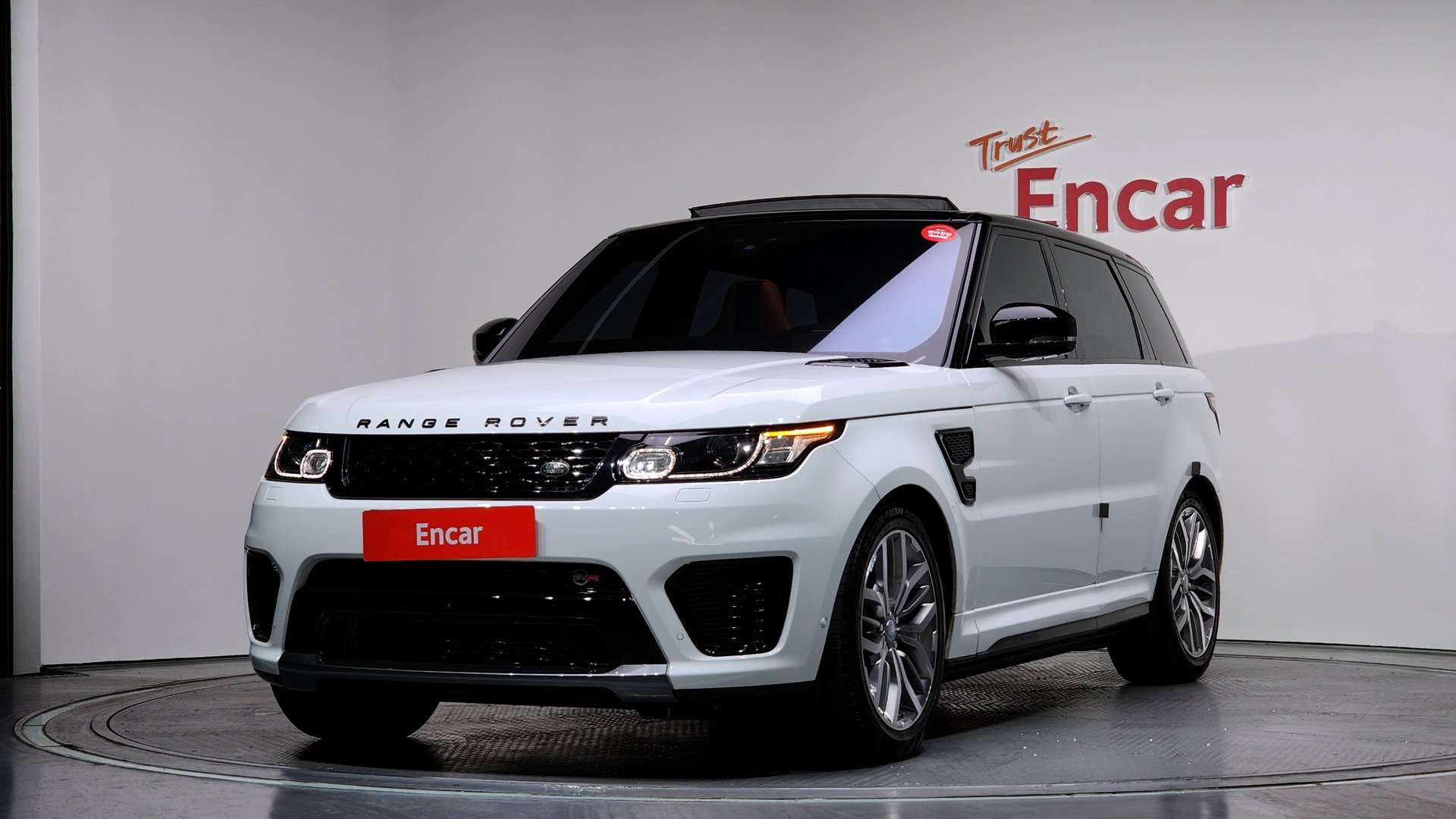 LAND ROVER RANGE ROVER SPORT - View 1