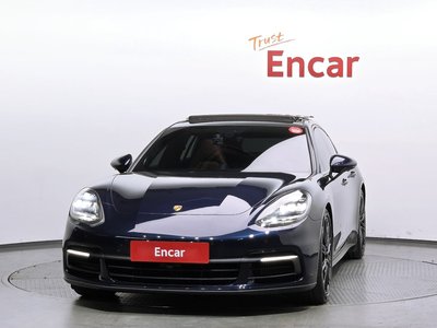 PORSCHE PANAMERA - 2