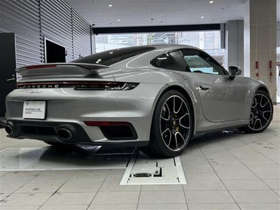 PORSCHE 911 - 3