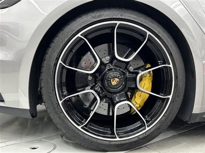 PORSCHE 911 - 6