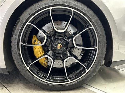 PORSCHE 911 - 8