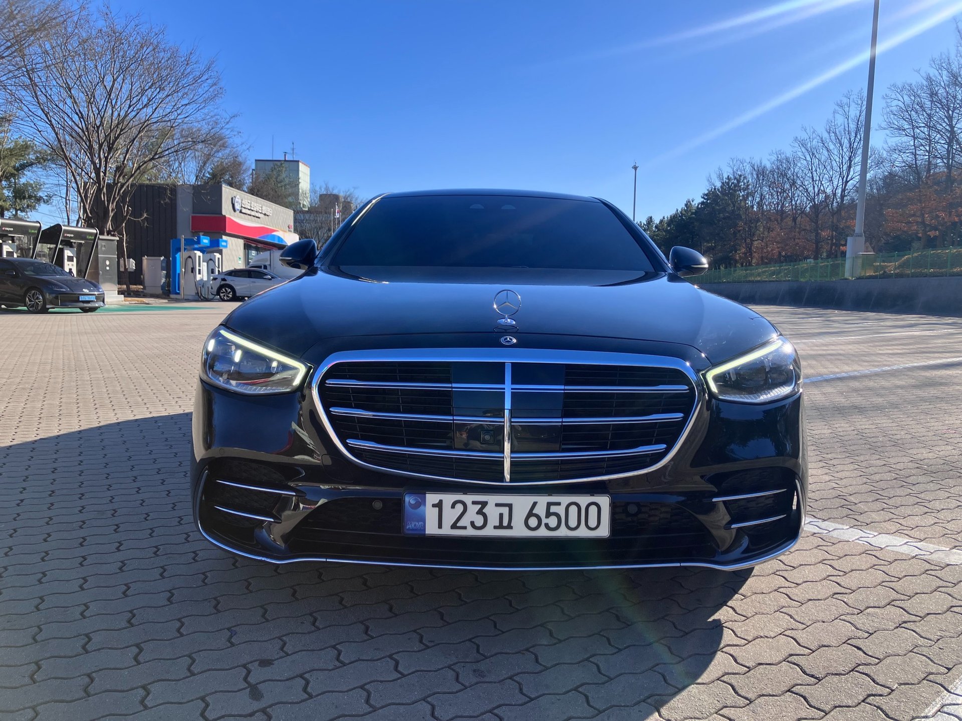 MERCEDES-BENZ S-CLASS - View 1
