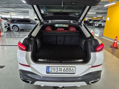 2021 BMW X6 thumbnail 12