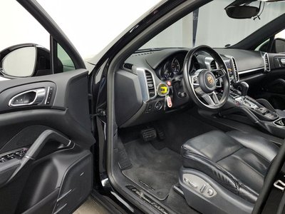 PORSCHE CAYENNE - 10