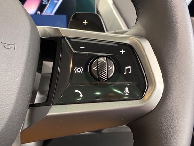 صورة مصغرة 30 لـ 2025 BMW X3