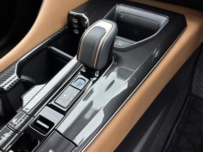 صورة مصغرة 16 لـ 2024 Toyota CROWN SPORT