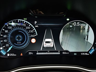 2022 Genesis GV80 thumbnail 11