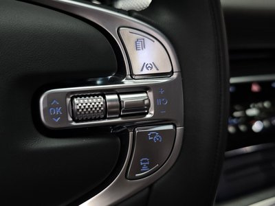 2022 Genesis GV80 thumbnail 31