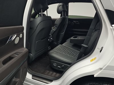 2022 Genesis GV80 thumbnail 17