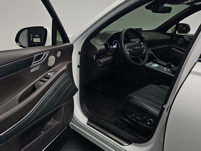 2022 Genesis GV80 thumbnail 13