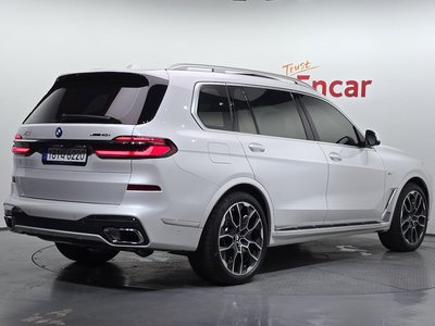 2024 BMW X7 照片 3
