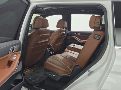 2024 BMW X7 — миниатюра 18