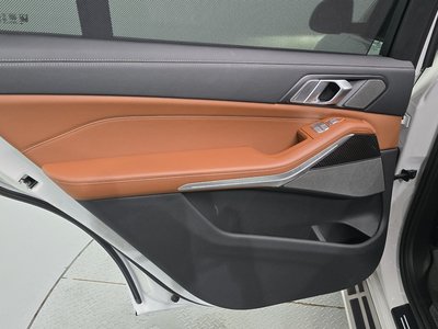 2024 BMW X7 — миниатюра 15