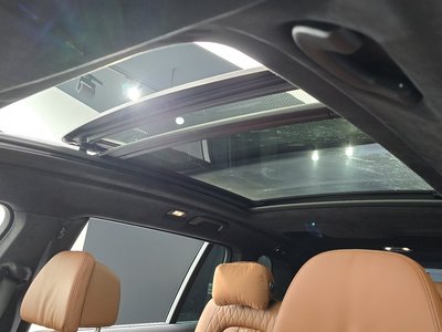 2024 BMW X7 — миниатюра 23