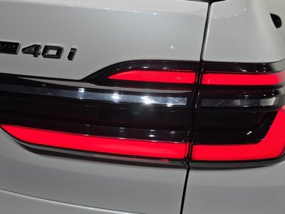 2024 BMW X7 照片 10