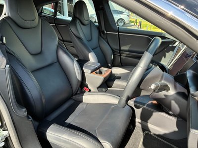 2020 Tesla MODEL S — миниатюра 26